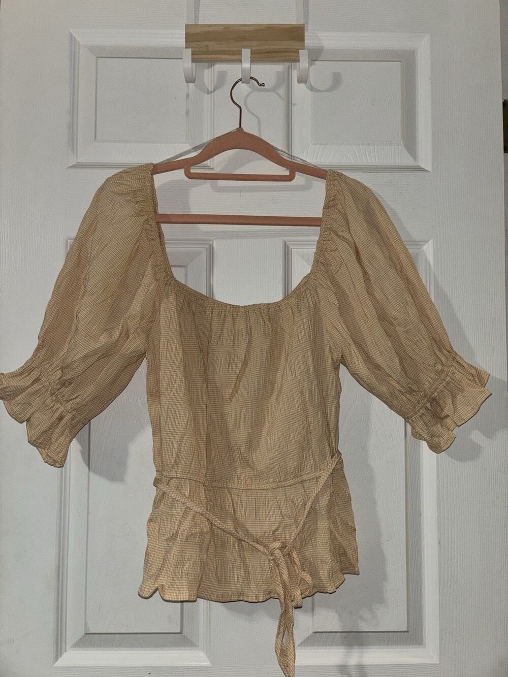 Made With Love M Med Top Off Shoulder Yellow Gingham Puckered NWOT Puff Sleeve